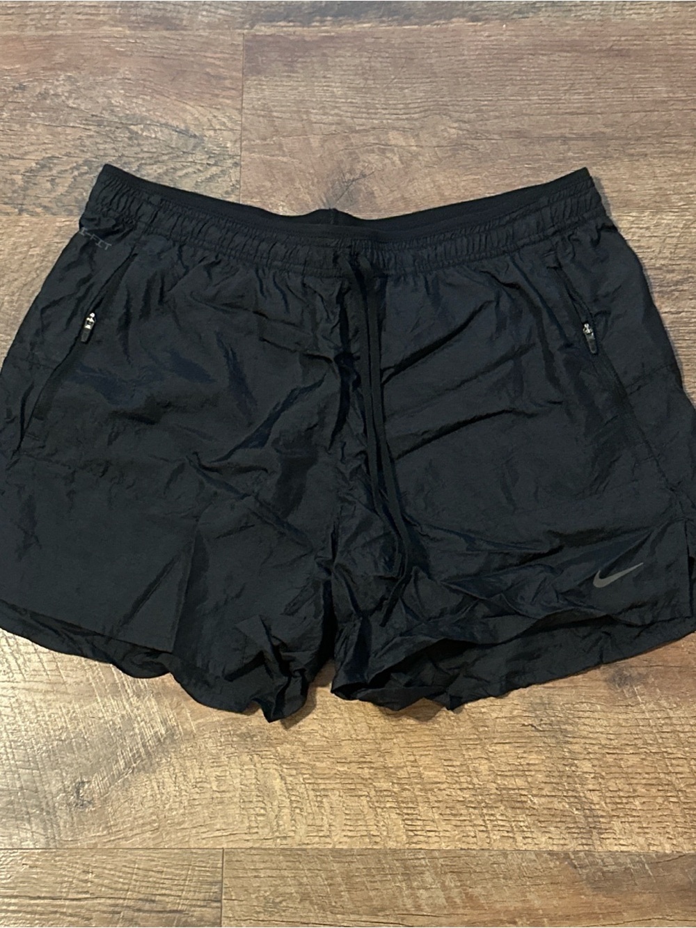 Men’s Large Nike 5” Inseam Black Running Shorts